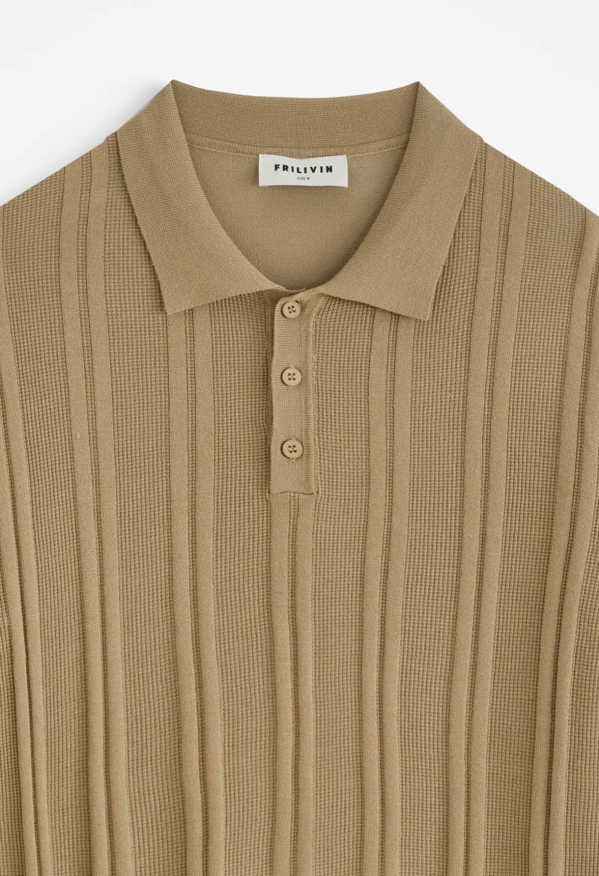 Polo camel rainuré