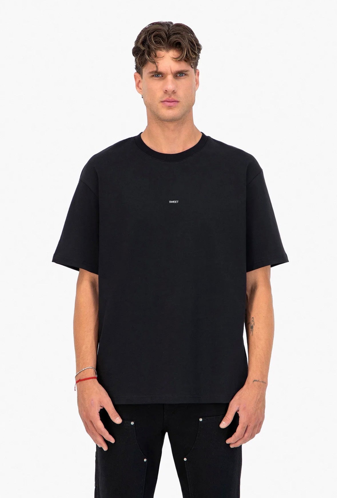 T-shirt sweet black