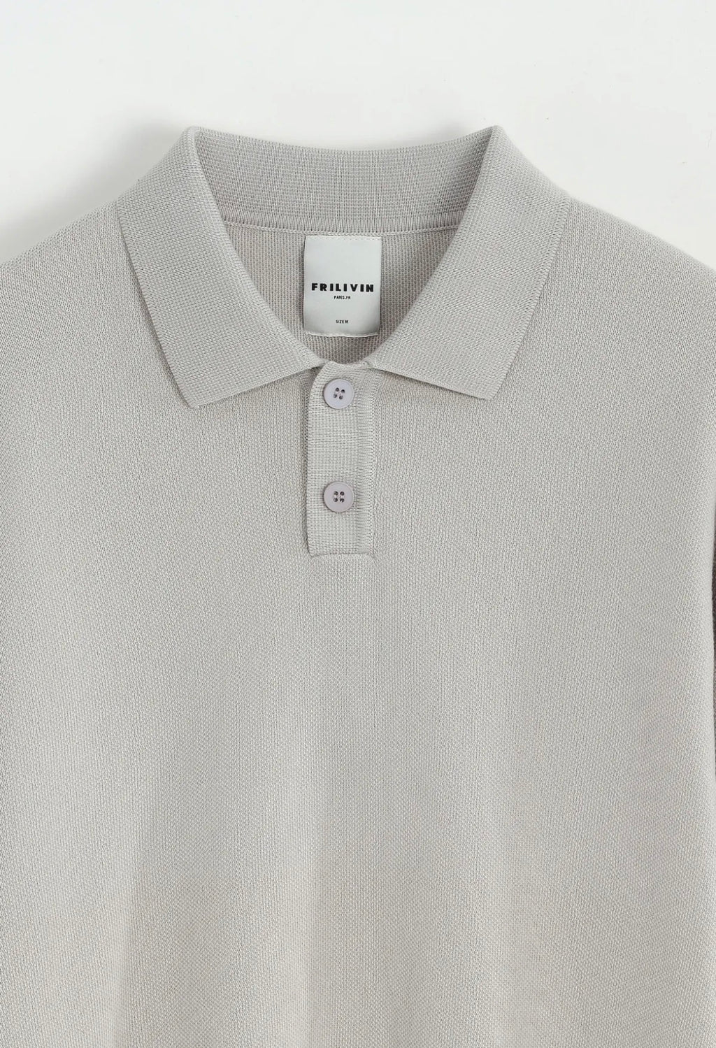 Pull col bouton gris