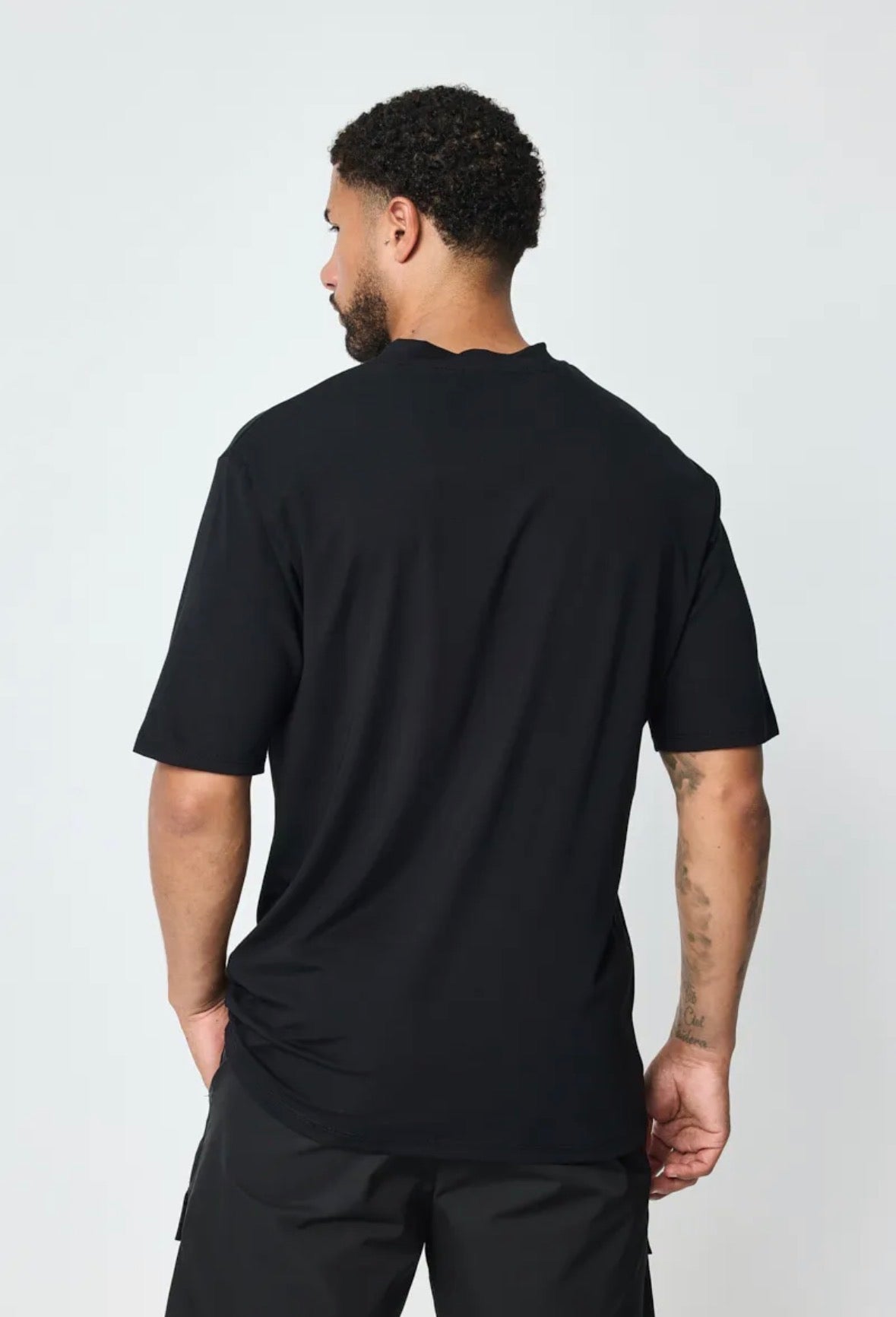 T-shirt noir